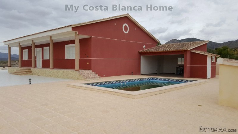 Immaculate Villa For Sale In..