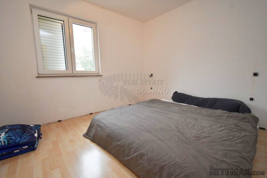 Lijepi apartman s 2 spavaće sobe! Grad Krk - okolica! - 11