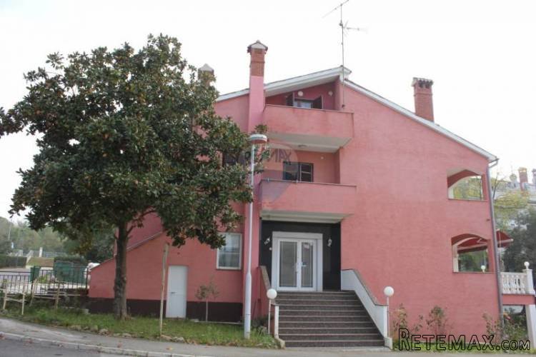 POREČ - Nekretnina 521m2 plus okućnica sa velikim...