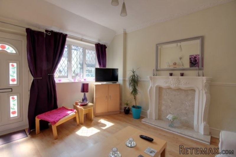 2 bedroom, End Of Terrace House house.. - 2