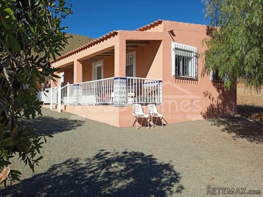 REDUCED - Very attractive, traditionally Spanish Detached.. - 13