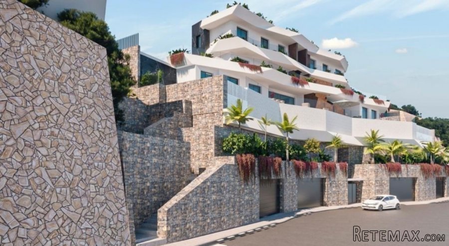 4 luxury modern style flats located 50 metres from the.. - 4