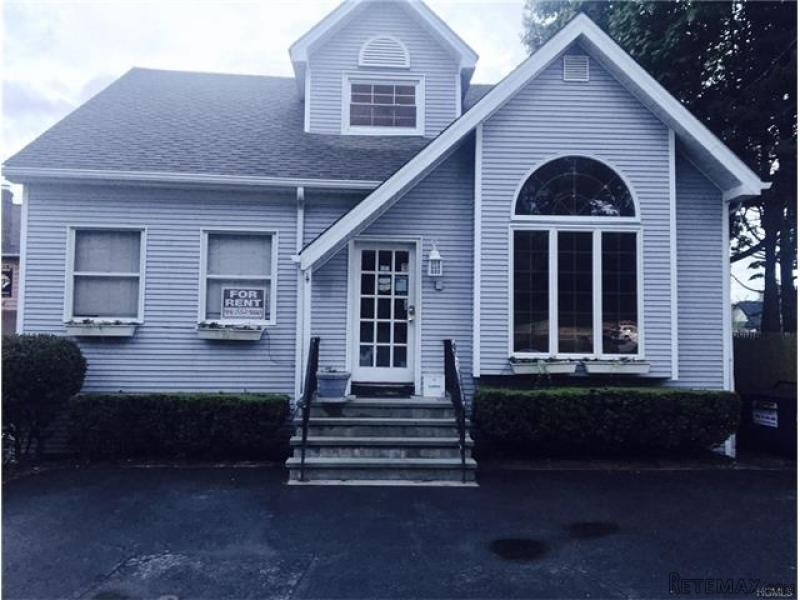 Commercial Property For Sale: 879..