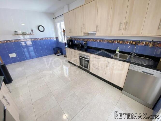 EXCLUSIVE TO VOSS HOMES A beautifully presented, recently.. - 14