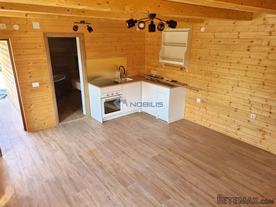 Karlovac, drvena kuća 168 m2 s tri apartmana - 14