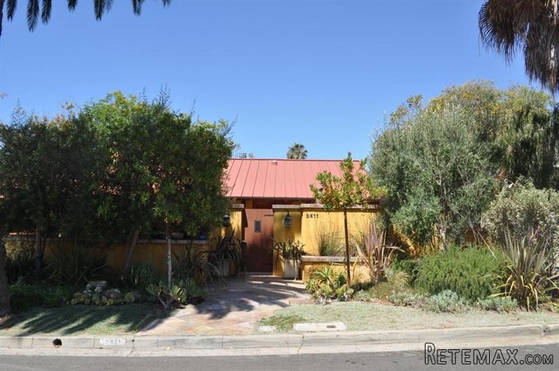 2 bedroom House For Sale: 2611 Clinton..