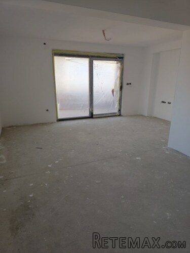 Trosoban stan Cazin centar 82.80 m2 - 17