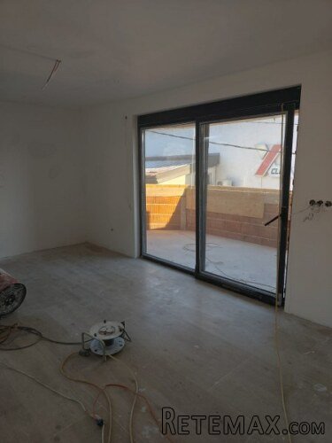Trosoban stan Cazin centar 82.80 m2 - 18