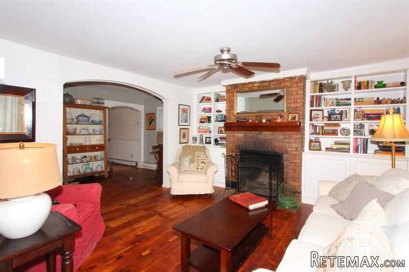 3 bedroom House For Sale: 271 Main.. - 2