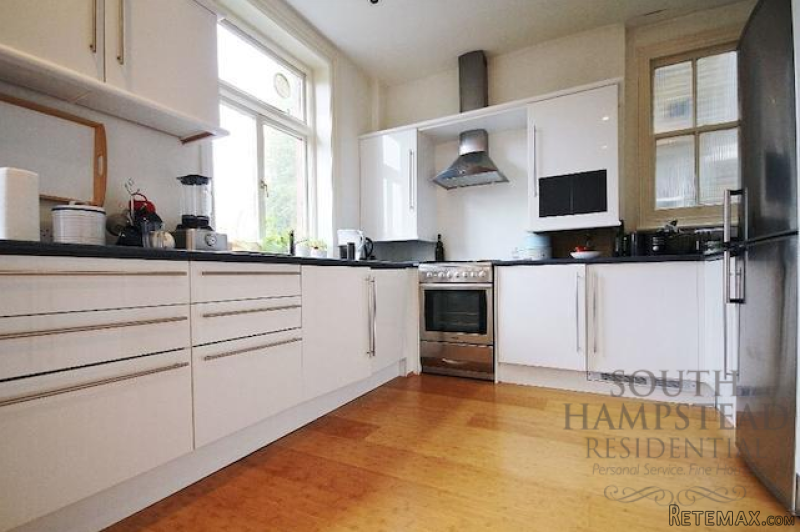 Flat 2, 46 Aberdare Gardens - 2