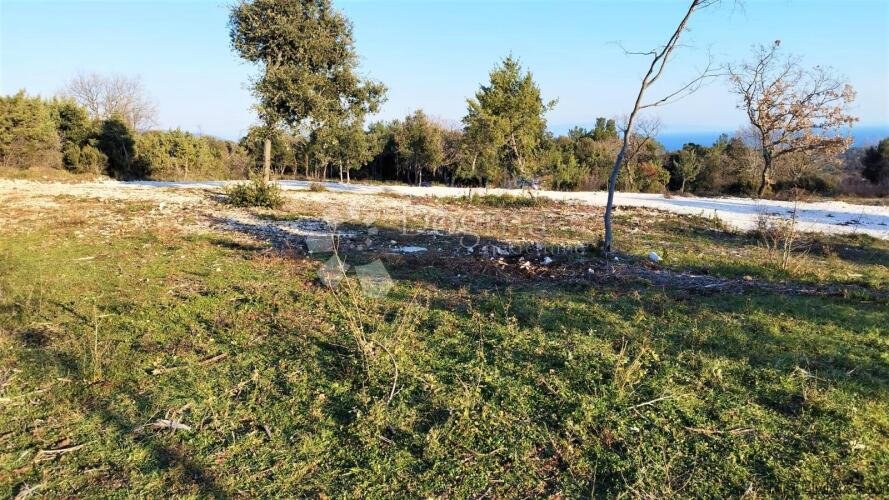GRAĐEVINSKO ZEMLJIŠTE SA POGLEDOM NA MORE - 3
