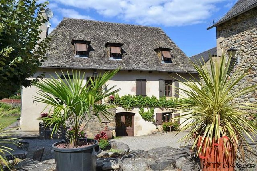 Nr Argentat sur Dordogne - Superb ensemble of riverside houses.. - 3