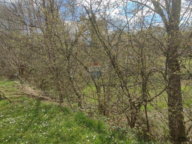 Slunj,građevinsko zemljište 700 m2 - 3