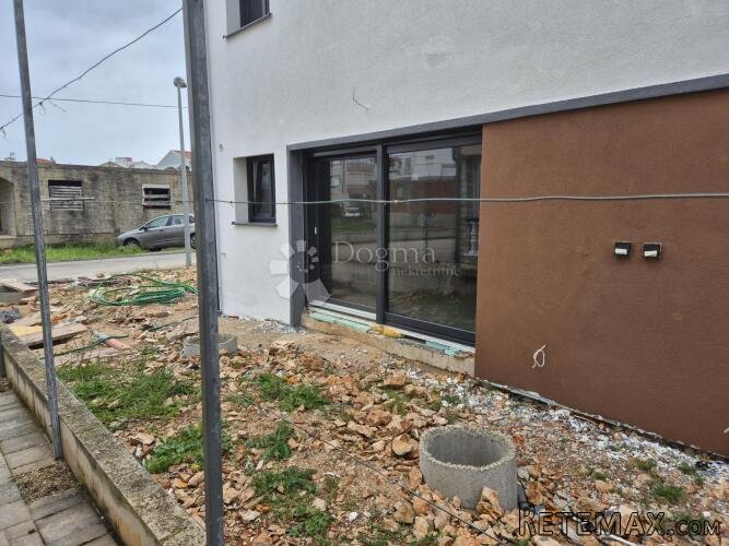 Vodice - nova kuća 130 m2 - povoljno S1 - 3