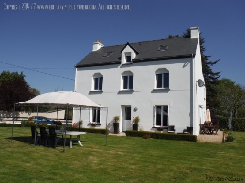 Beautifully renovated 5 bed house near..