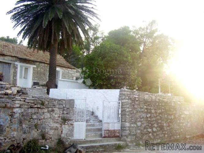 KUĆA NA PRODAJU VELA LUKA