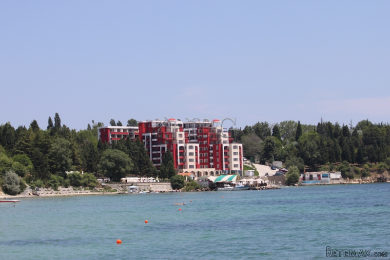 Luxury 1-bedroom apartment with Sea..