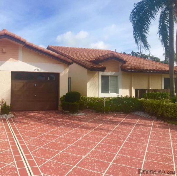 6448 Mill Pointe Cir, Delray Beach, FL..