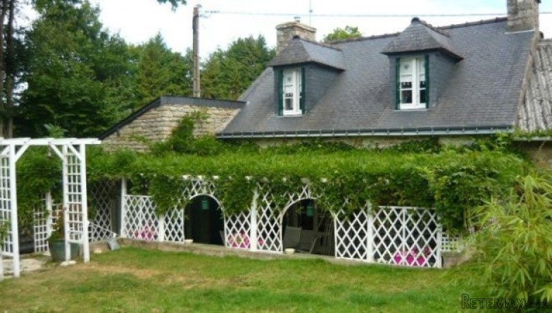 Charming stonebuilt cottage situated in..