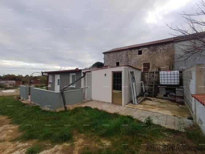 Marčana okolica, Istarsko imanje s više kamenih kuća - 4