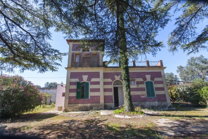 V000254, Historic Villa For Sale In.. - 2