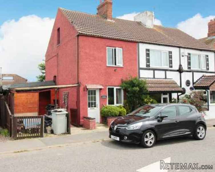 2 bedroom, Semi-detached House house..