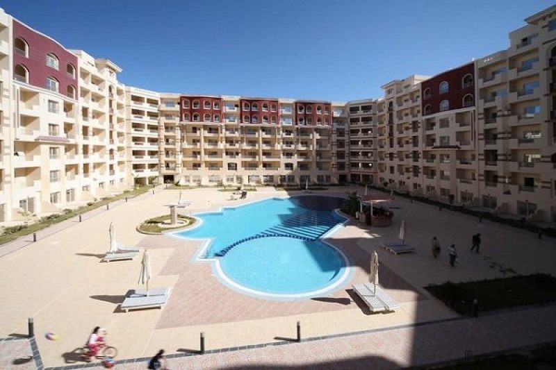 Luxury 2 Bed Penthouse With Majestic..