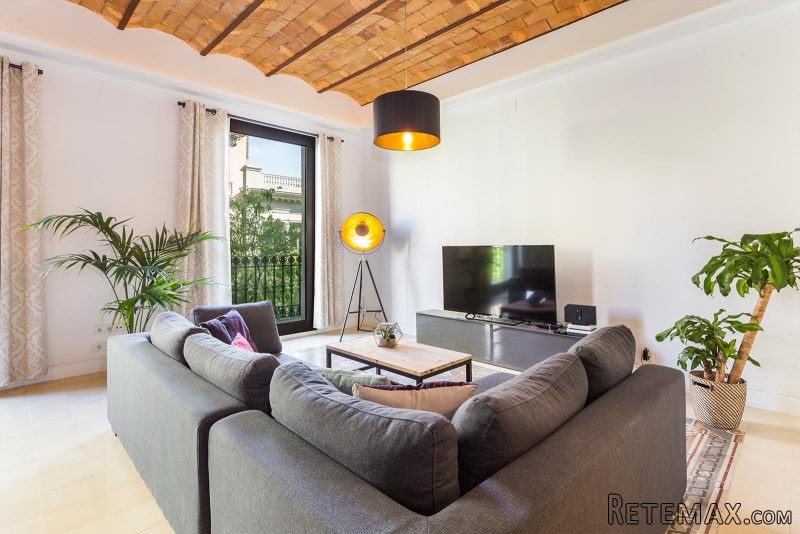 Modern and charming apartment for sale.. - 2
