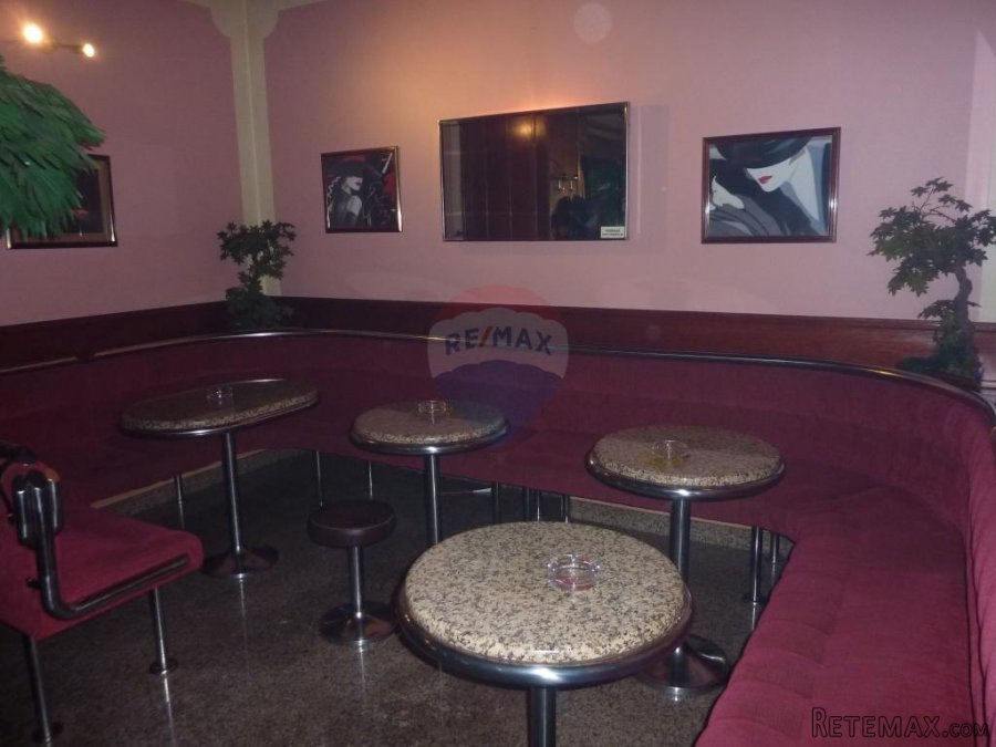 Caffe bar, poslovni prostor i stan - 3