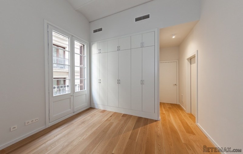 Plaza Cataluna luxurious apartment for.. - 2