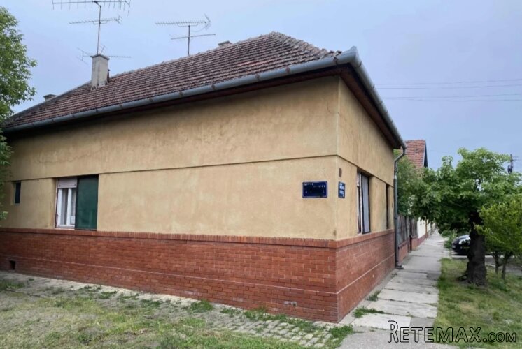 Prodajem kuću u Bečeju - 3
