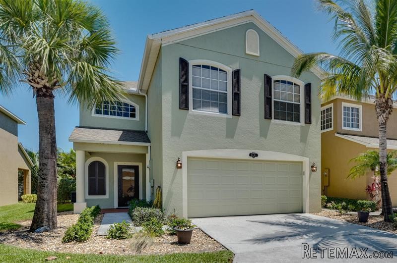 3 bedroom Town House For Sale: 3491..