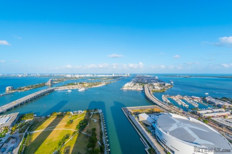 4 bedroom Flat For Sale: 900 Biscayne.. - 2