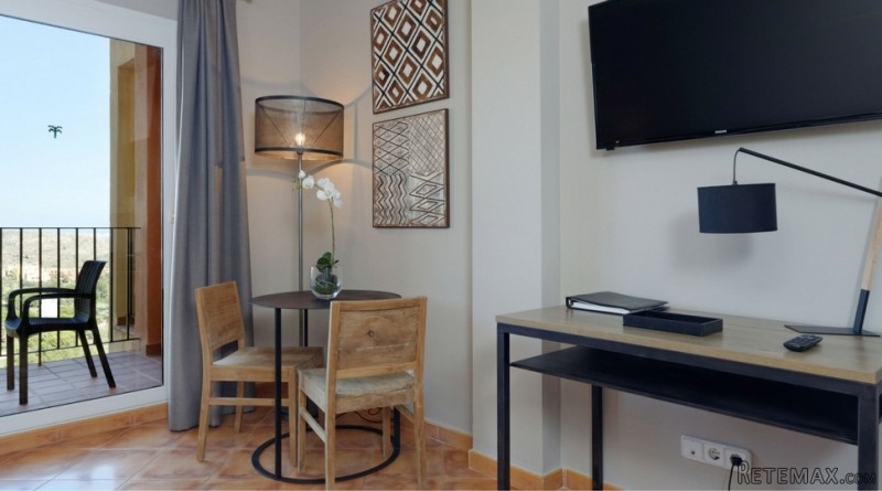 Studio Apartment 535, Las Lomas..