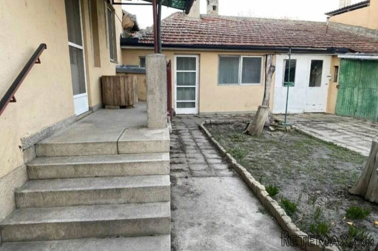 Prodajem kuću u Bečeju - 6