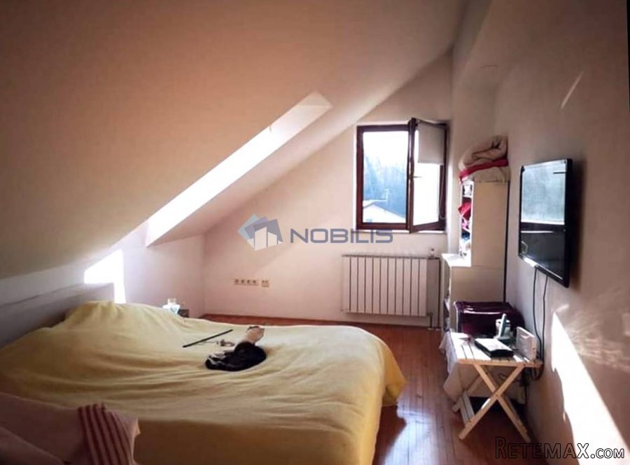 Zagreb (Bijenik), 2 etažni, 4-sob stan 122 m2 - 7