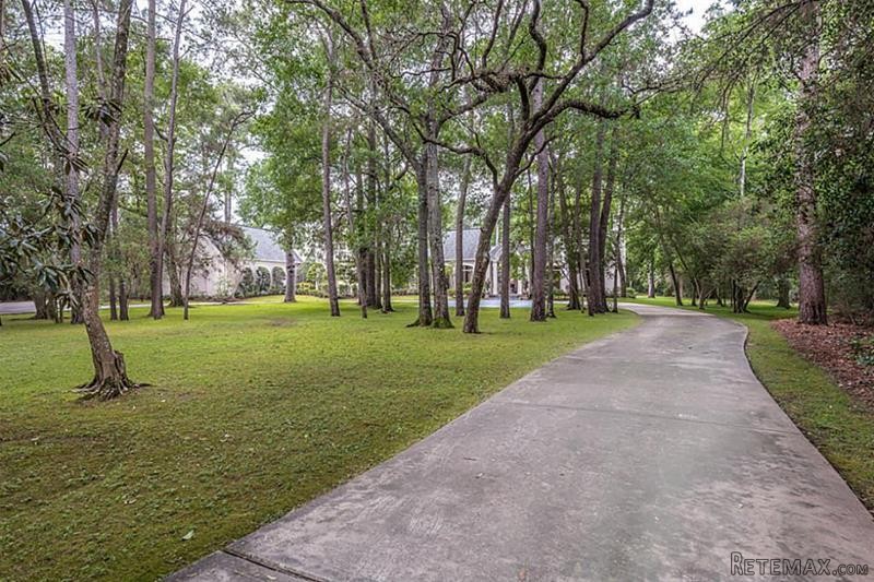 4 bedroom House For Sale: 33 W.. - 2