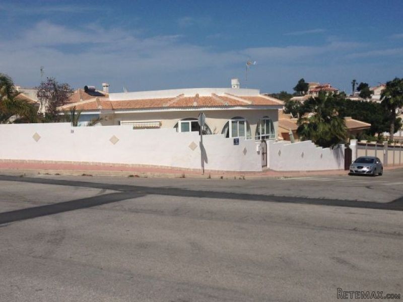 Rojales 4 Beds 3 Baths villa