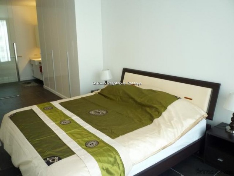 1 Bedroom Condo for sale in Wongamat -.. - 2