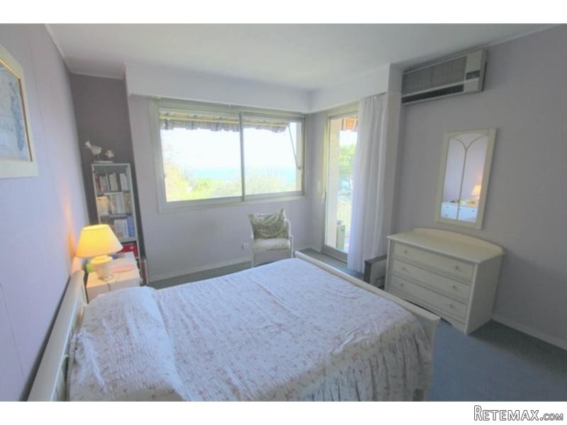Bright Apartment With Enviable Views - 2