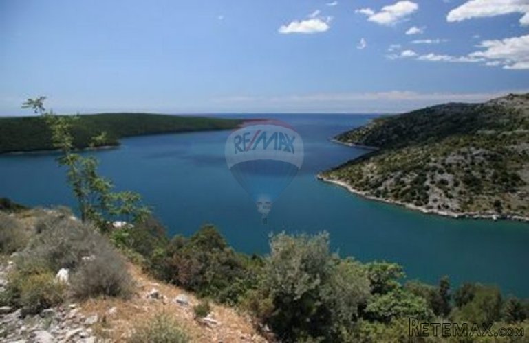 LIJEPA KUĆA S BAZENOM ZA ODMOR - 2