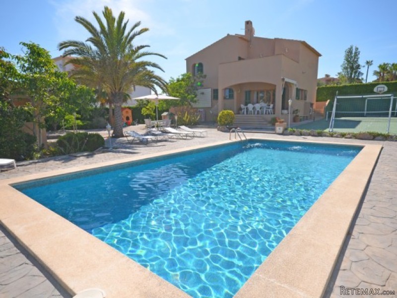 Lovely Family Villa Near Palma - 2