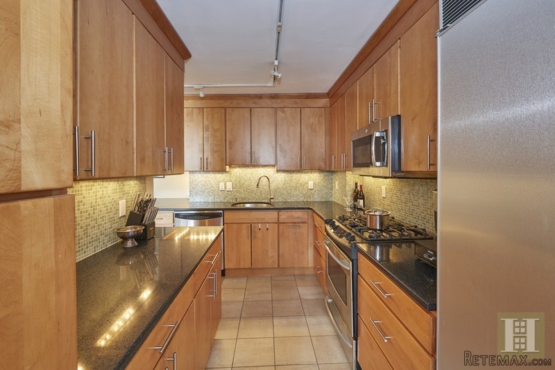2 bedroom Apartment For Sale: 166 EAST.. - 2