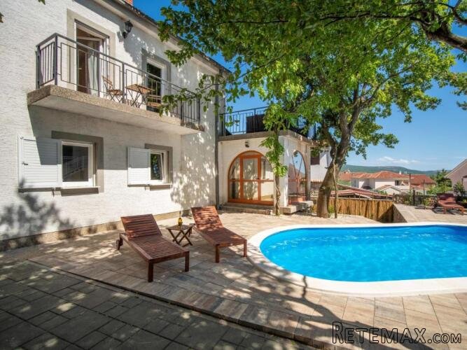SAMOSTOJEĆA KUĆA S BAZENOM NA MIRNOJ LOKACIJI - 2