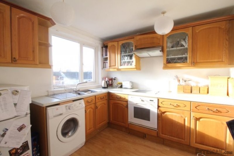 2 bedroom, Flat house for sale - 2