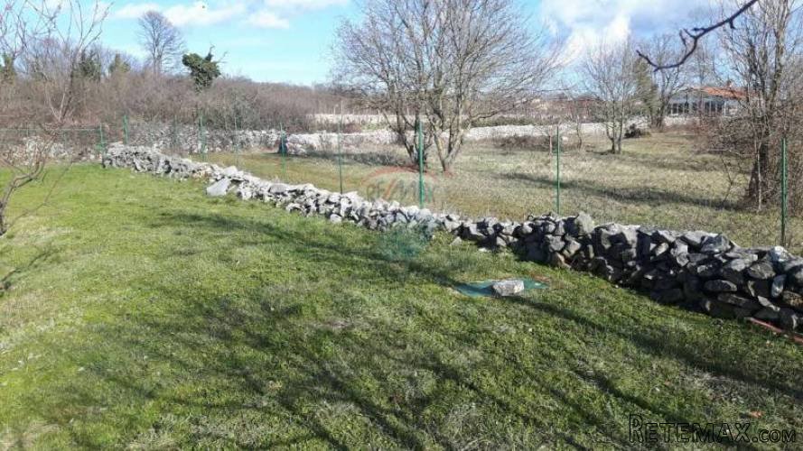 ISTRA, BARBAN : GRAĐEVINSKI TEREN 1165 m2 U ORIHIMA