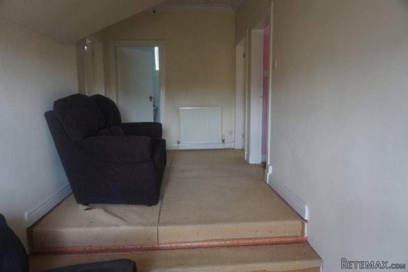 2 bedroom, Flat house for sale - 2