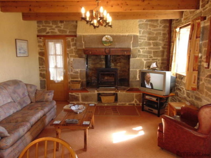 1 Bedroom Cottage For Sale - 2