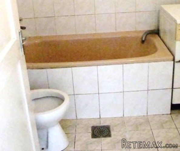 Zemun - Centar, renoviran, parking mesto, infostan je.. - 3