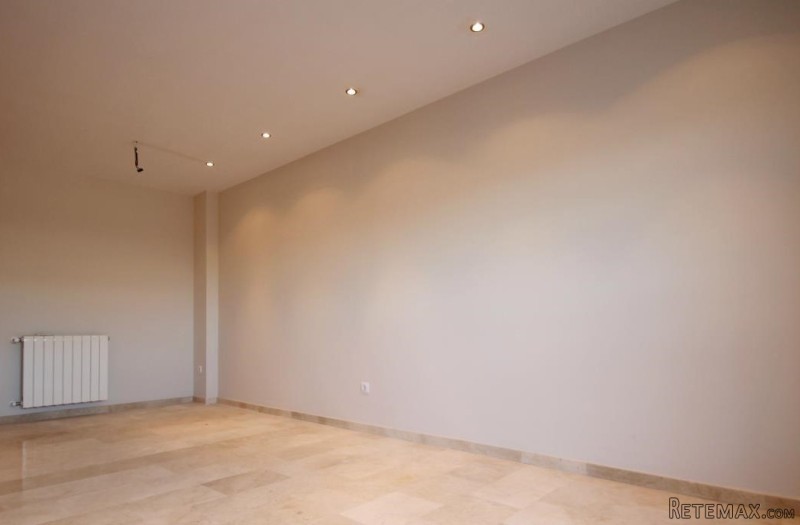 3 Bedrooms - Apartment - For Sale - 2